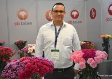Raul Leal with SB Talee promoted their special colored Dianthus